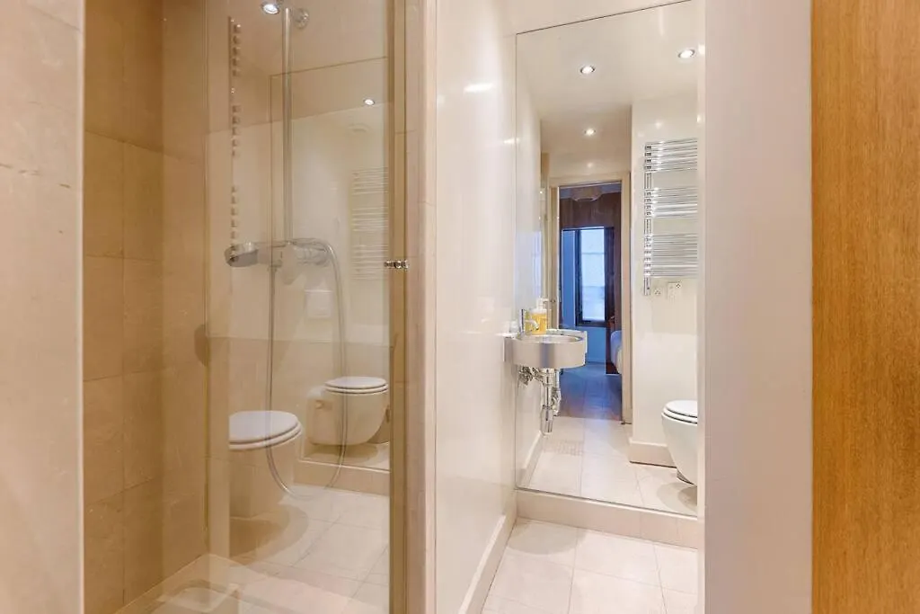 Luxury Apartment Saint Honore Champs Elysees Parijs 0*,  Frankrijk